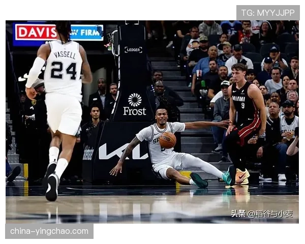 马刺凭借文班27分18篮板表现力克热火，卡斯尔稳定发挥助阵